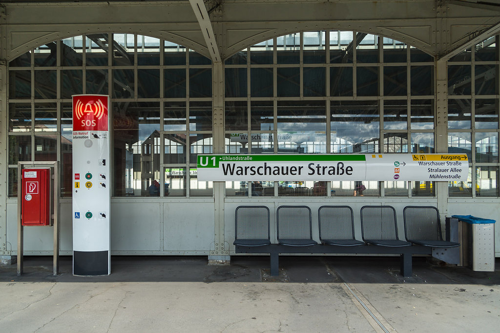 U1 Warschauer Straße