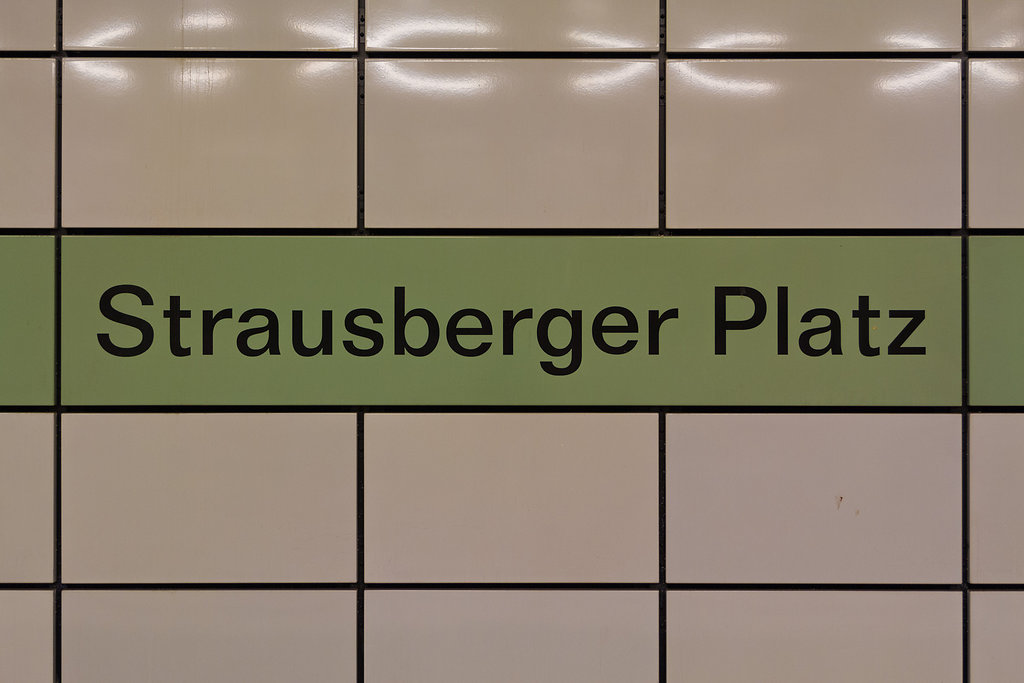 U5 Strausberger Platz